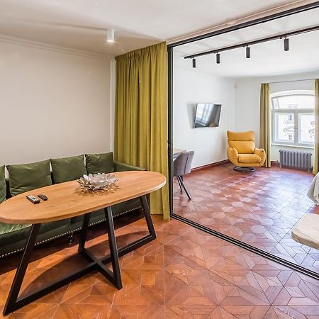 Apartamento Romari Апартименти Площа Ринок Leópolis Exterior foto