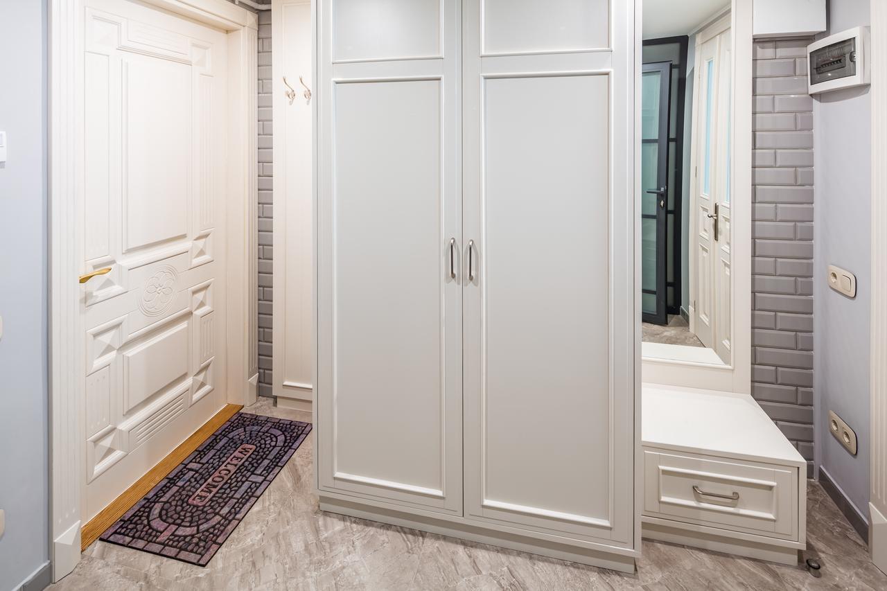 Apartamento Romari Апартименти Площа Ринок Leópolis Exterior foto